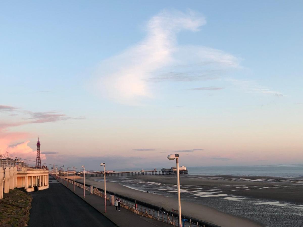 Cherry Blossom Inn Blackpool Exterior foto